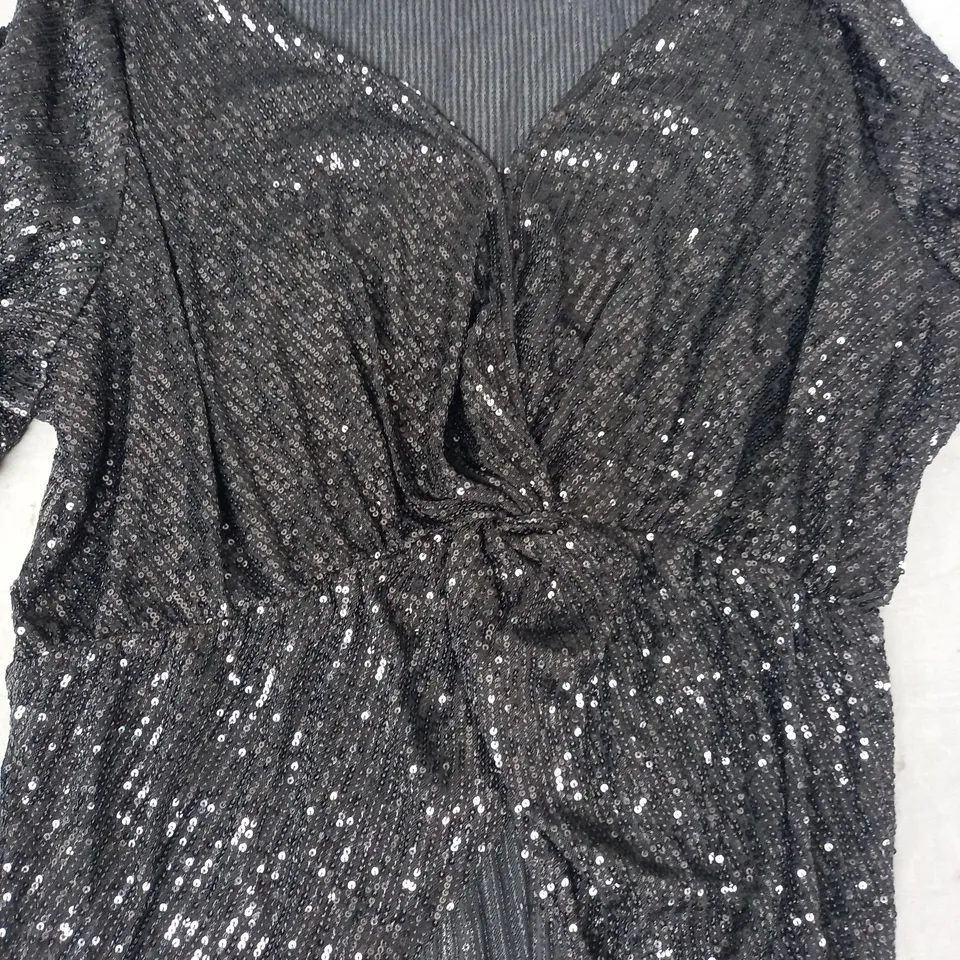 FRANK USHER SEQUIN TOP IN BLACK SIZE S/M