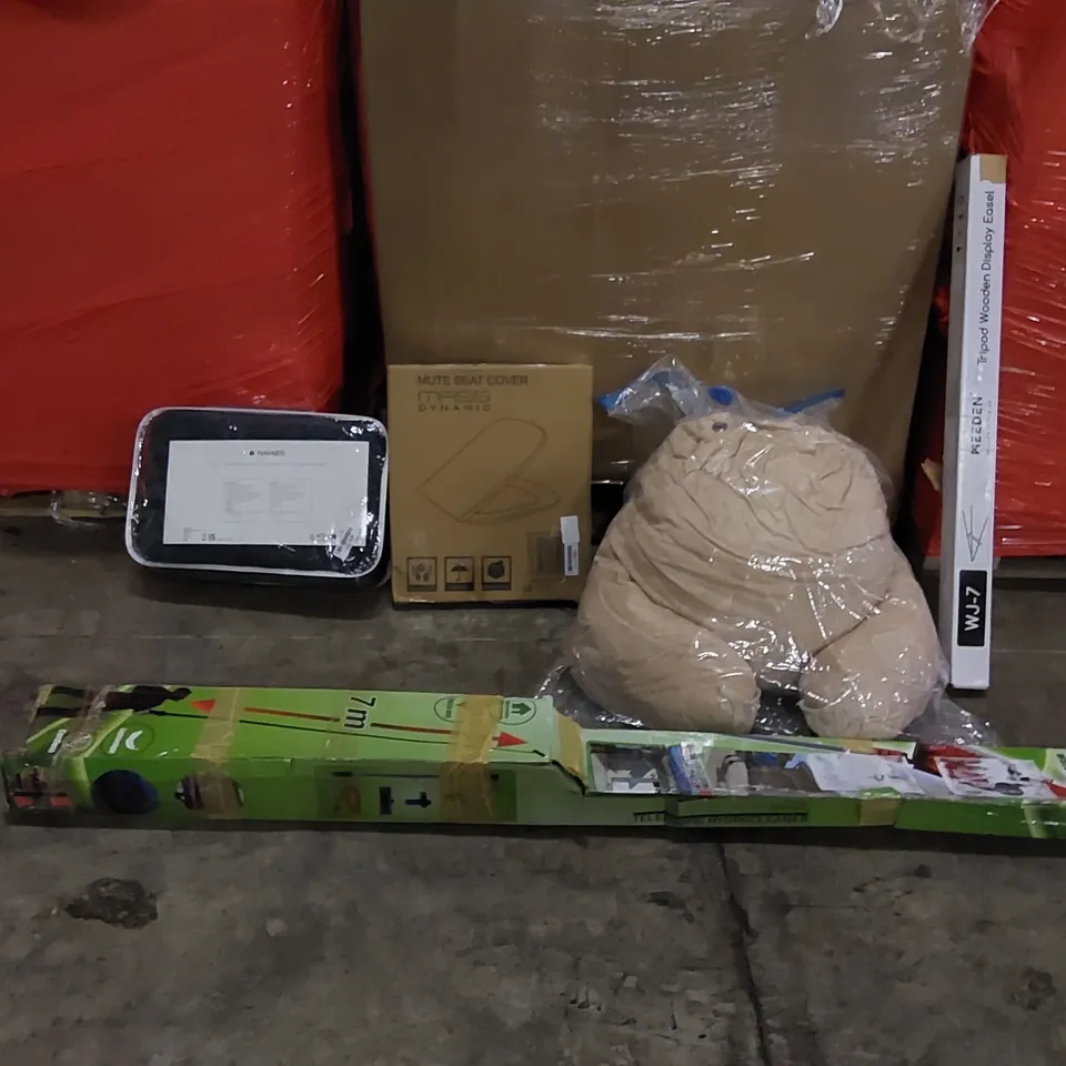 PALLET OF ASSORTED ITEMS INCLUDING: ELECTRIC BLANKET, MEMORY FOAM PLUSH, EXTENDABLE WATER BRUSH, TRIPOD EASEL, TOILET SEAT