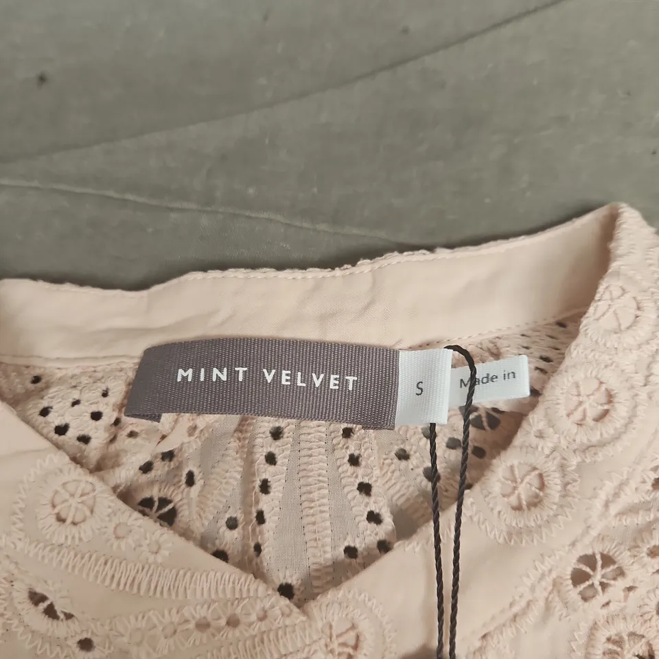 MINT VELVET PINK BRODERIE BLOUSE – WOMEN'S SIZE S