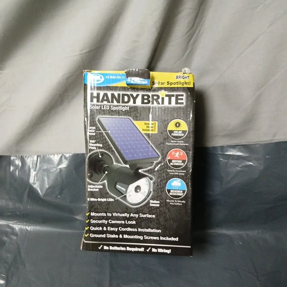 HANDY BRITE SOLAR LED SPOTLIGHT – GARDEN LIGHTING