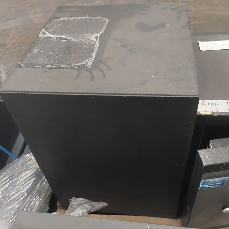 CHUBSAFE HEAVY DUTY SECURITY SAFE