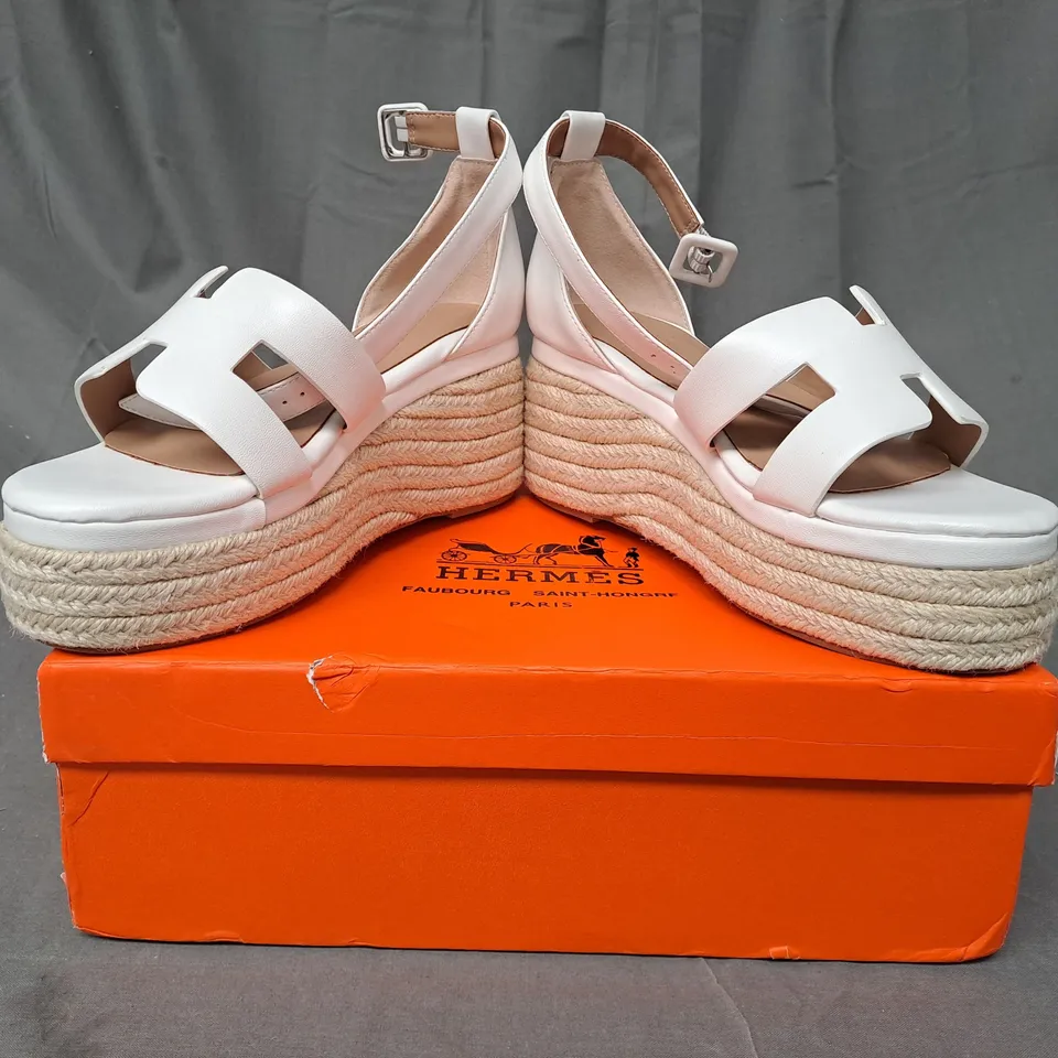 BOXED PAIR OF HERMES OPEN TOE WEDGE SANDALS IN WHITE EU SIZE 36
