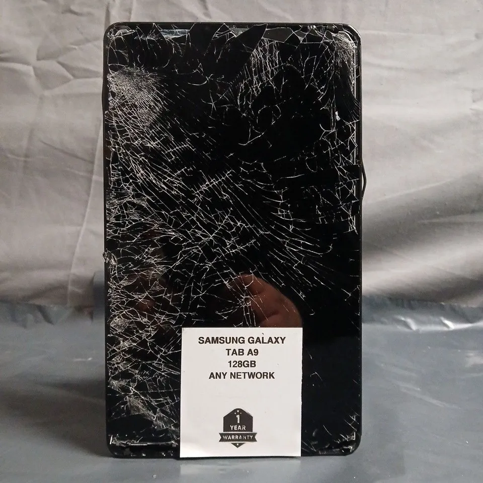 SAMSUNG GALAXY TAB A9 - SCREEN SMASHED 