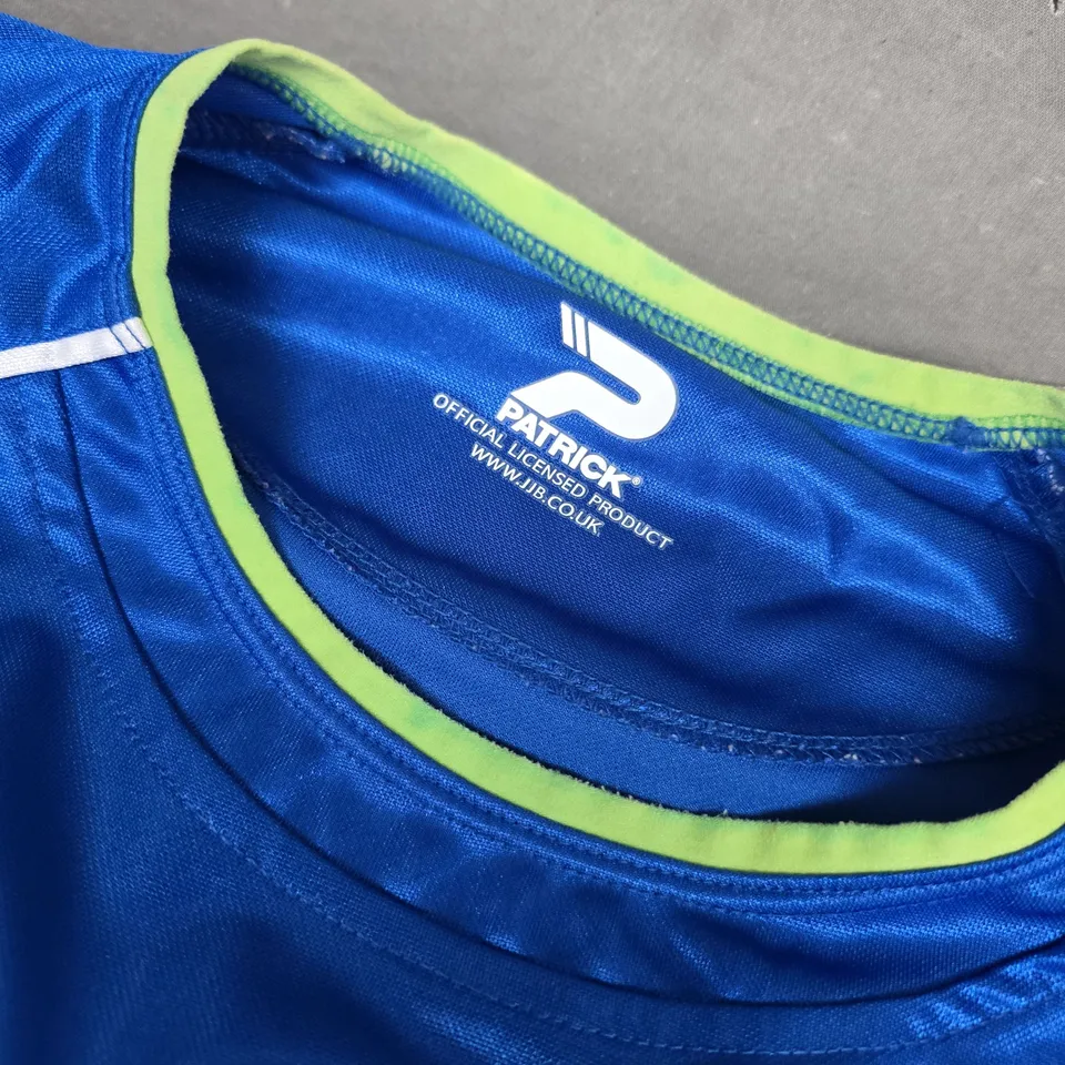 WIGAN ATHLETIC FC FOOTBALL SHIRT – BLUE, PATRICK OFFICIAL LICENSED PRODUCT - XL