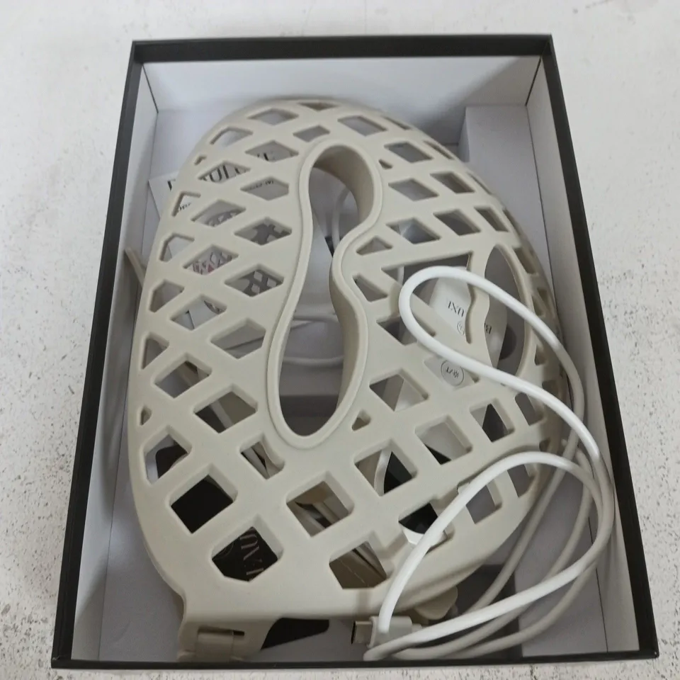 BOXED BEAULUXE SPECTRAGLOW 7 LED MASK