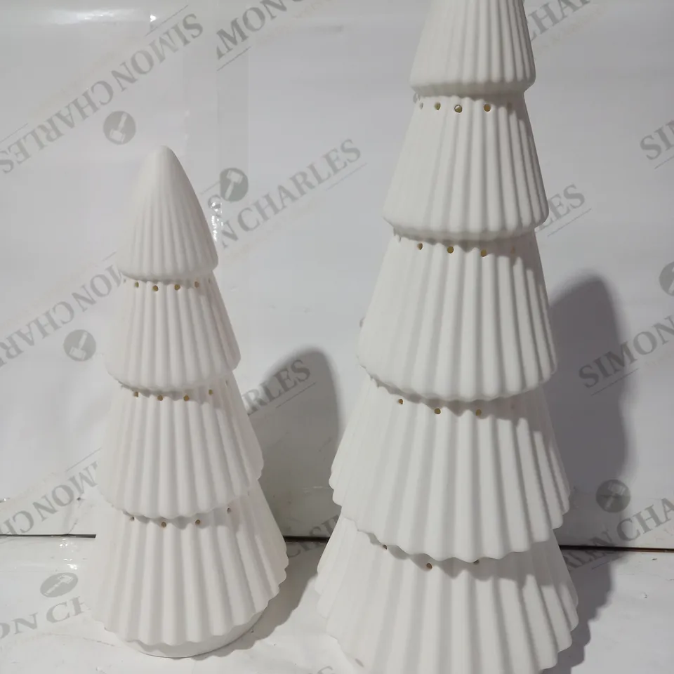 K BY KELLY HOPPEN SET OF 2 LARGE CERAMIC LIGHT UP ORNAMENTS