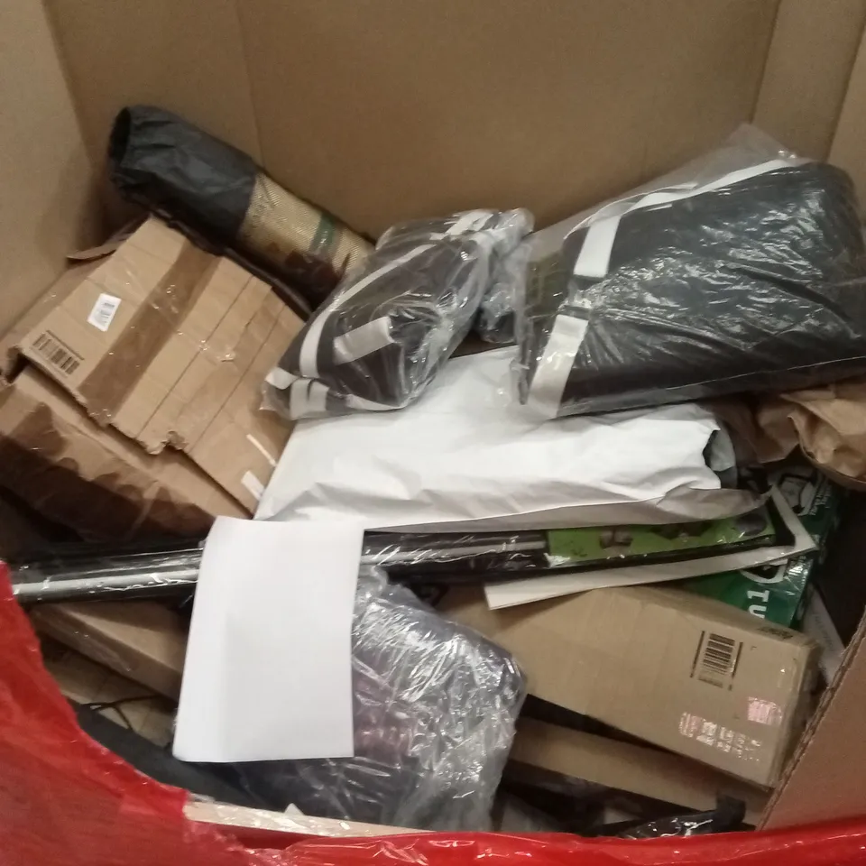 PALLET OF ASSORTED HOUSEHOLD GOODS AND PRODUCTS TO INCLUDE; KIDS POLICE TRUNK, FOLDING PLAYMAT, GYM MATS ETC