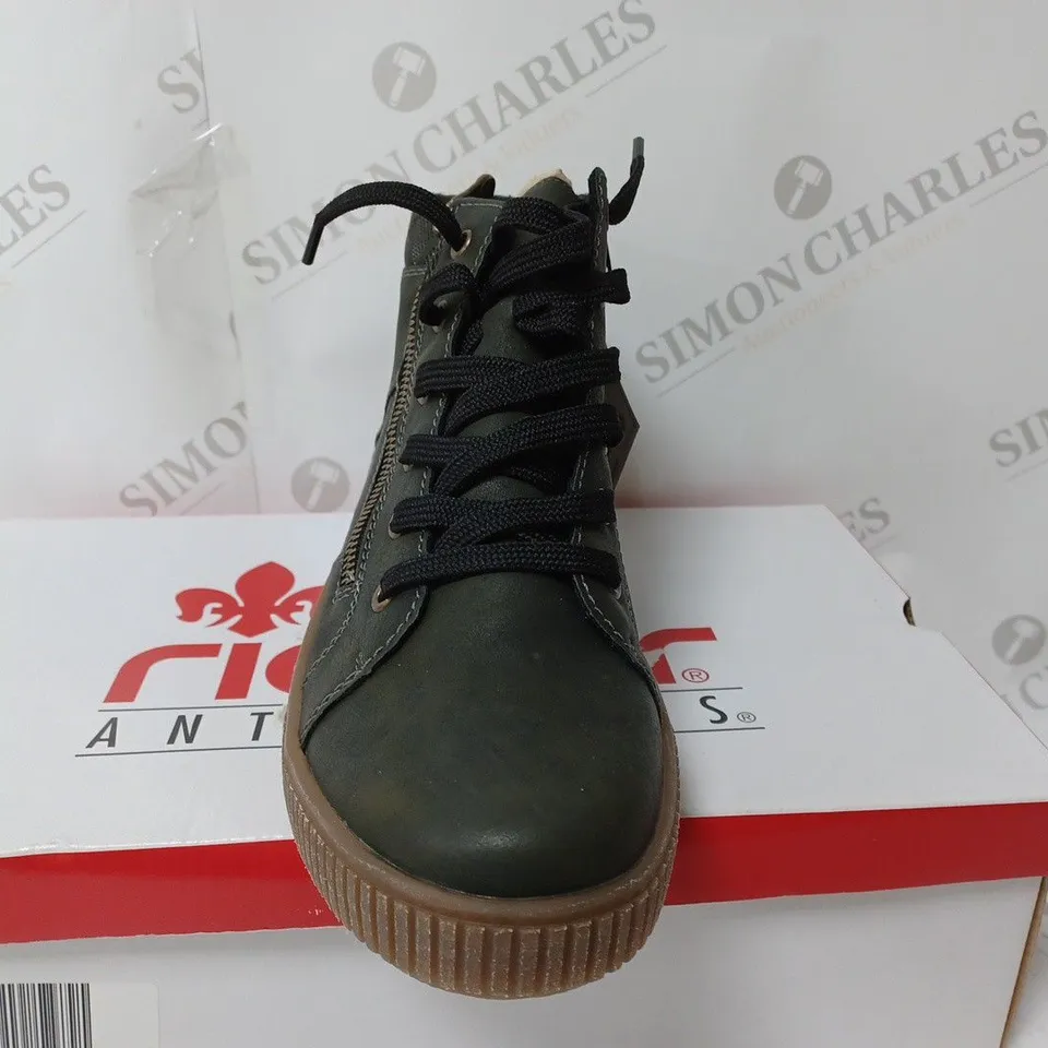 RIEKER HI-TOP TRAINER CUFFED KHAKI SIZE 7.5