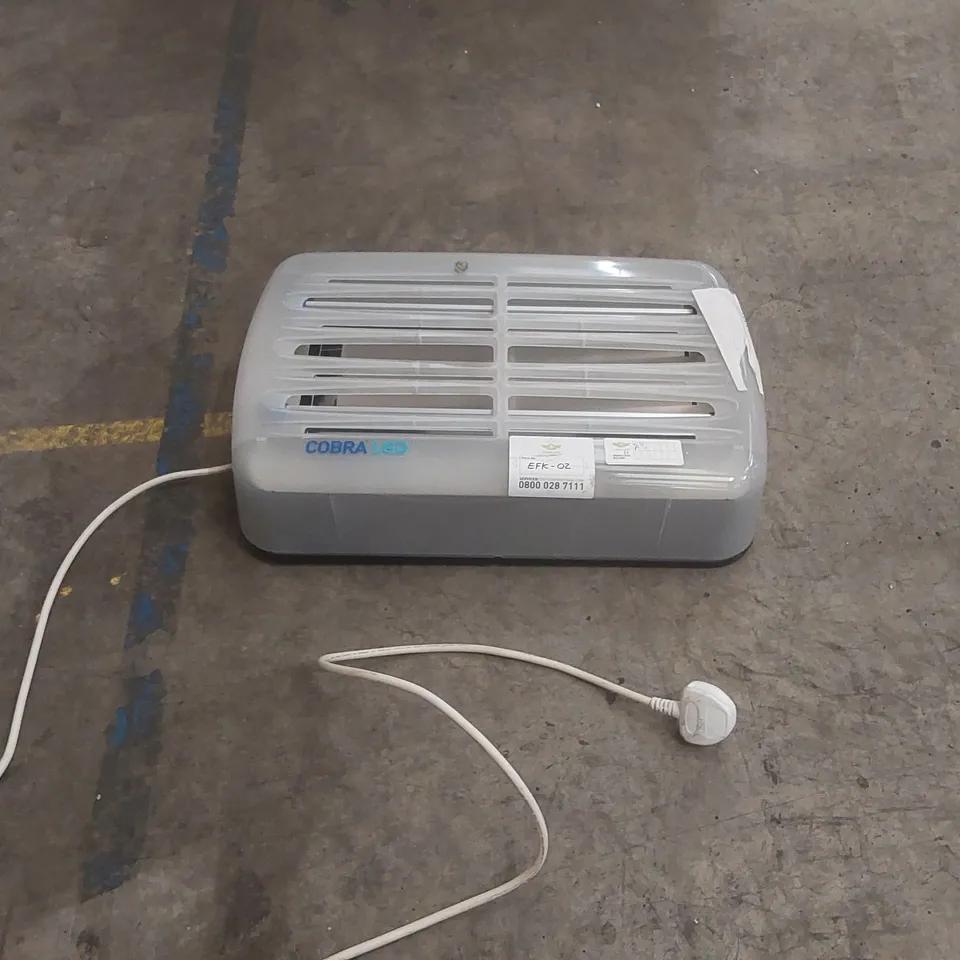 COBRA LED COMMERCIAL ELECTRIC FLY KILLER