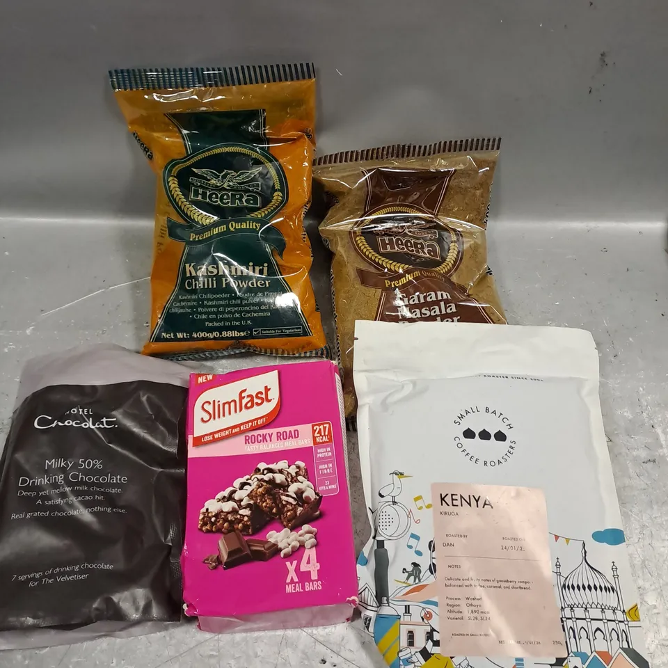 APPROXIMATELY 10 ASSORTED FOOD/DRINK PRODUCTS TO INCLUDE SLIM FAST BARS, KASHMIRI CHILLI POWDER, SMALL BATCH COFFEE ETC 