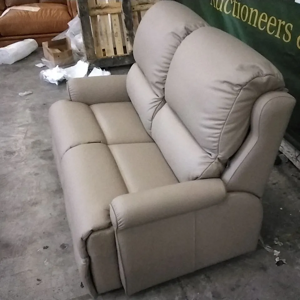 QUALITY BRITISH DESIGNED & MANUFACTURED G PLAN MOCHA LEATHER 2 SEATER SOFA 