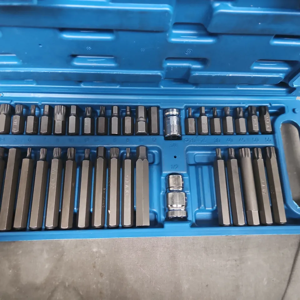 Screwdriver Bit Set in Blue Case – Assorted Phillips, Slotted, Torx & Hex Bits