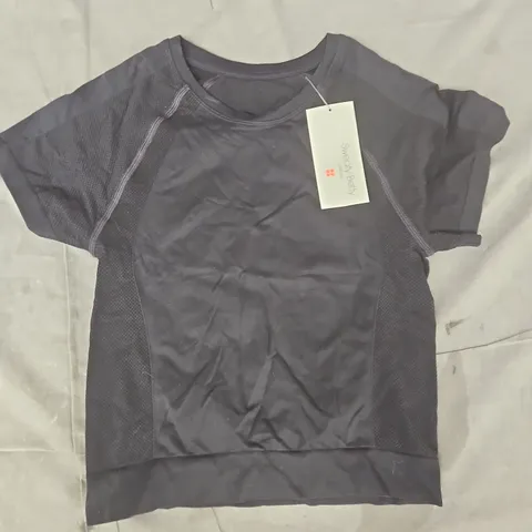 SWEATY BETTY ATHLETE CROP SEAMLESS WORKOUT T-SHIRT IN BLACK SIZE SMALL