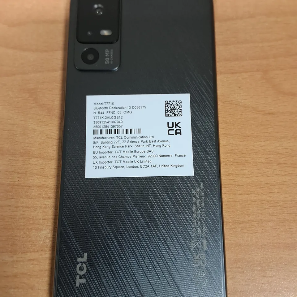BOXED TCL 40 R5G IN STARLIGHT BLACK - T771K