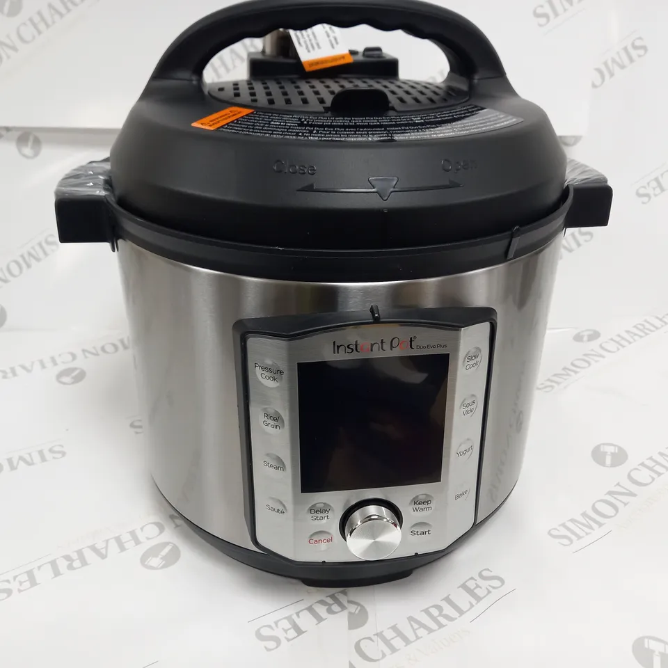 BOXED INSTANT POT DUO EVO PLUS 10-IN-1 PRESSURE COOKER 