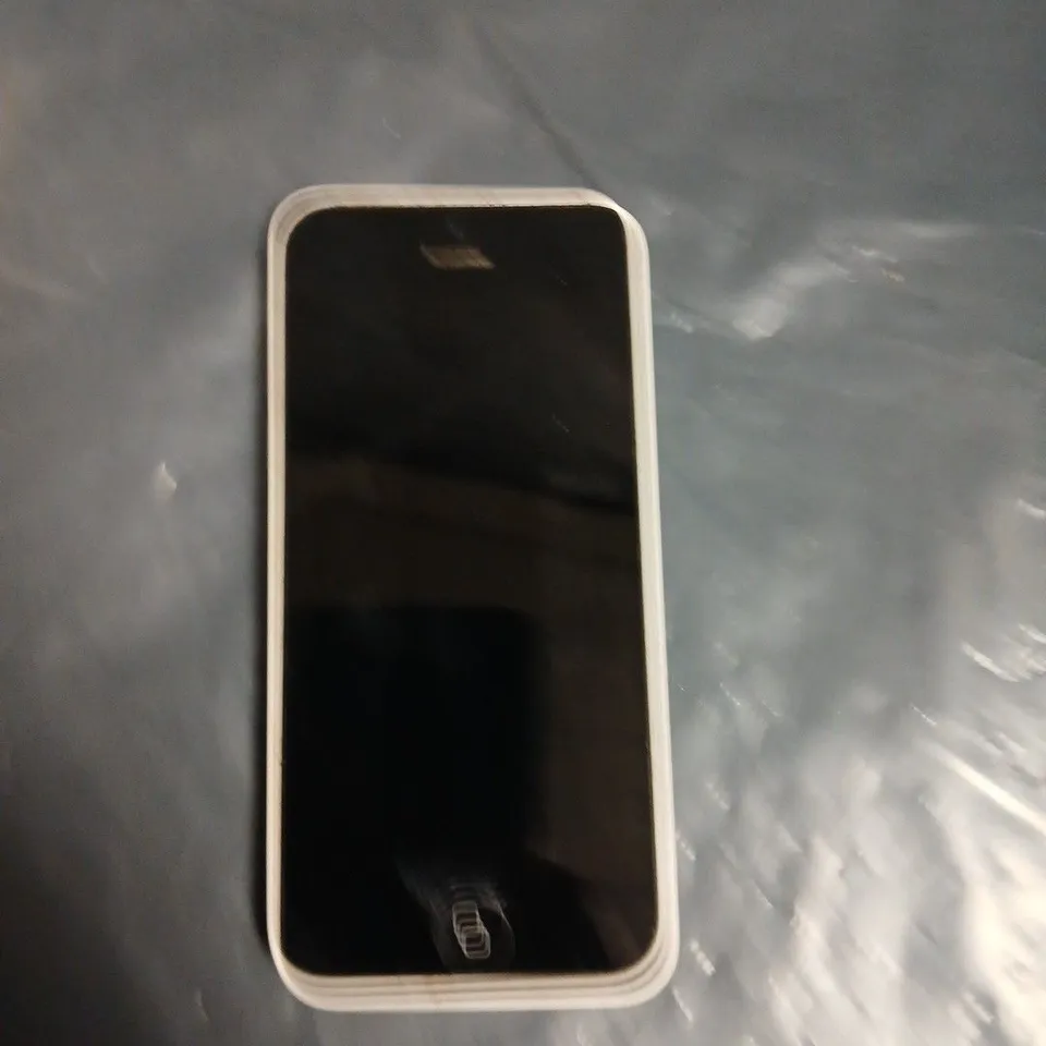 APPLE IPHONE 5C (MODEL A1507) WHITE