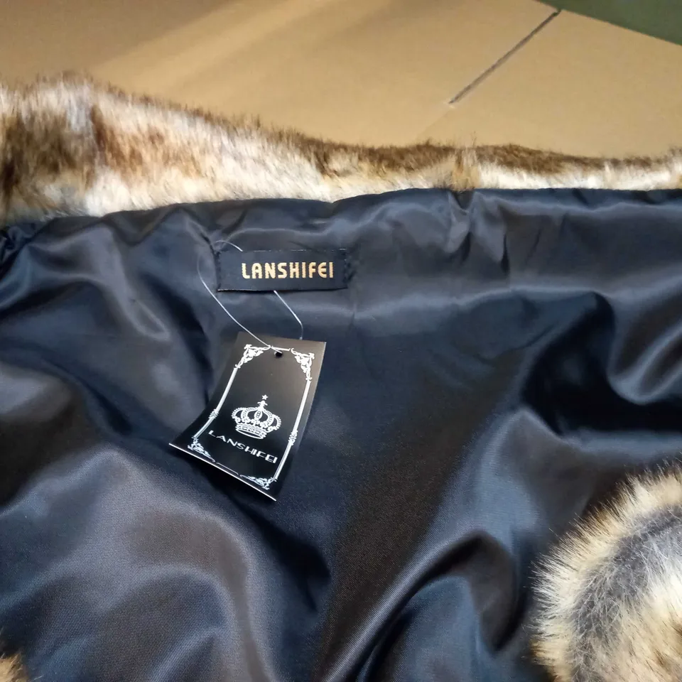 DESIGNER FAUX FUR SHAWL