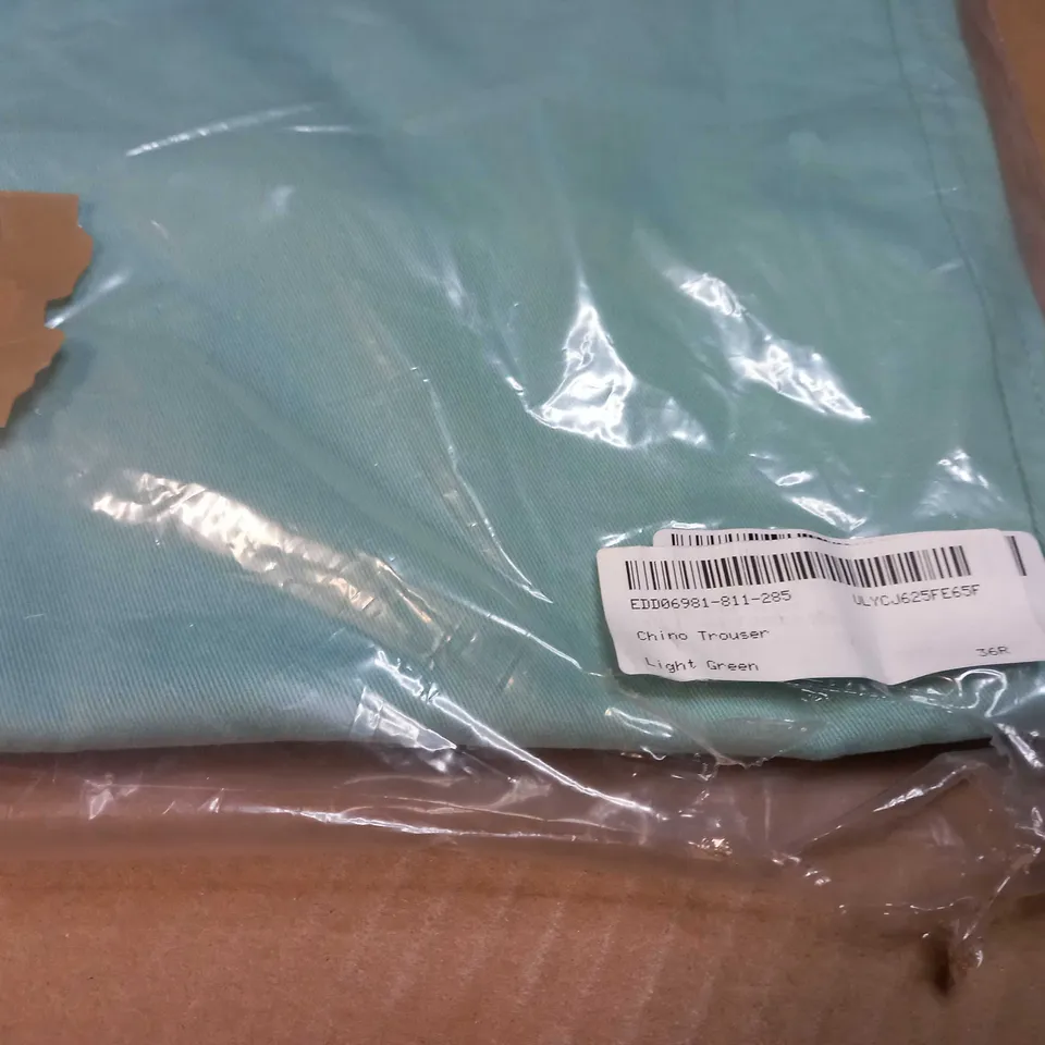 PACKAGED MARINE LIGHT GREEN CHINO'S - SIZE W36R