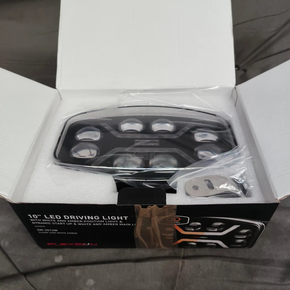 FLEXON 10" LED DRIVING LIGHT – WHITE & AMBER, MODEL ZM-2012W (BOXED)