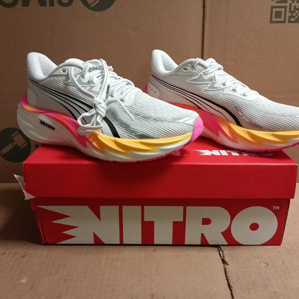 BOXED PAIR OF PUMA VELOCITY NITRO 4 TRAINERS IN WHITE/GLOWING RED-PINK SIZE UK 3.5