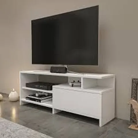 BOXED PULASKI TV STAND AND MEDIA CONSOLE WITH SHELVES WHITE 120CM