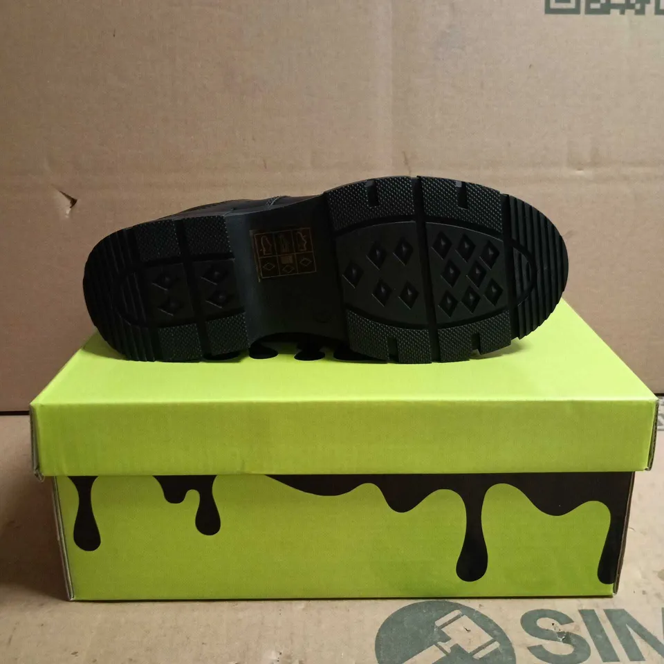 KOI KIDZ LIL RIMO CORE TRAINERS BLACK SIZE 1