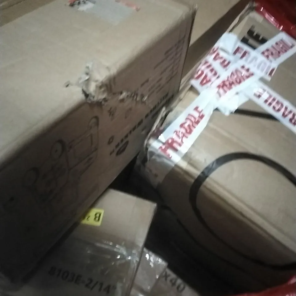 PALLET OF ASSORTED ITEMS TO INCLUDE; CAT LITTER BOX, KITCHEN WALKER