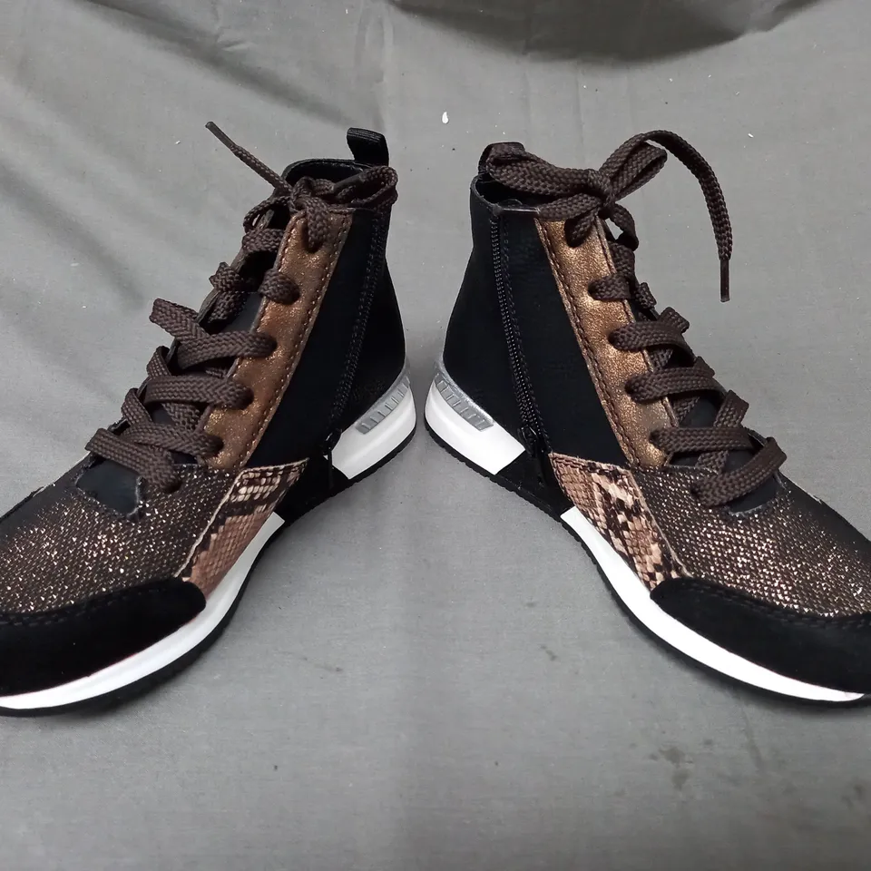 BOXED PAIR OF RIEKER HI TOP BOOTS IN BLACK SIZE 4