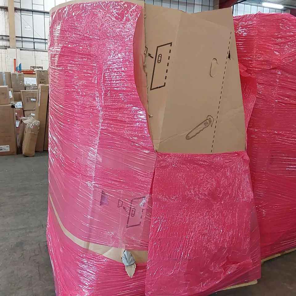 PALLET OF ASSORTED CONSUMER GOODS AND FURNITURE PRODUCTS TO INCLUDE; CANOPY TENT, CEILING FAN, CARRY-ON SUITCASE, RUGS, CLOTHES DRYING RACK ECT.