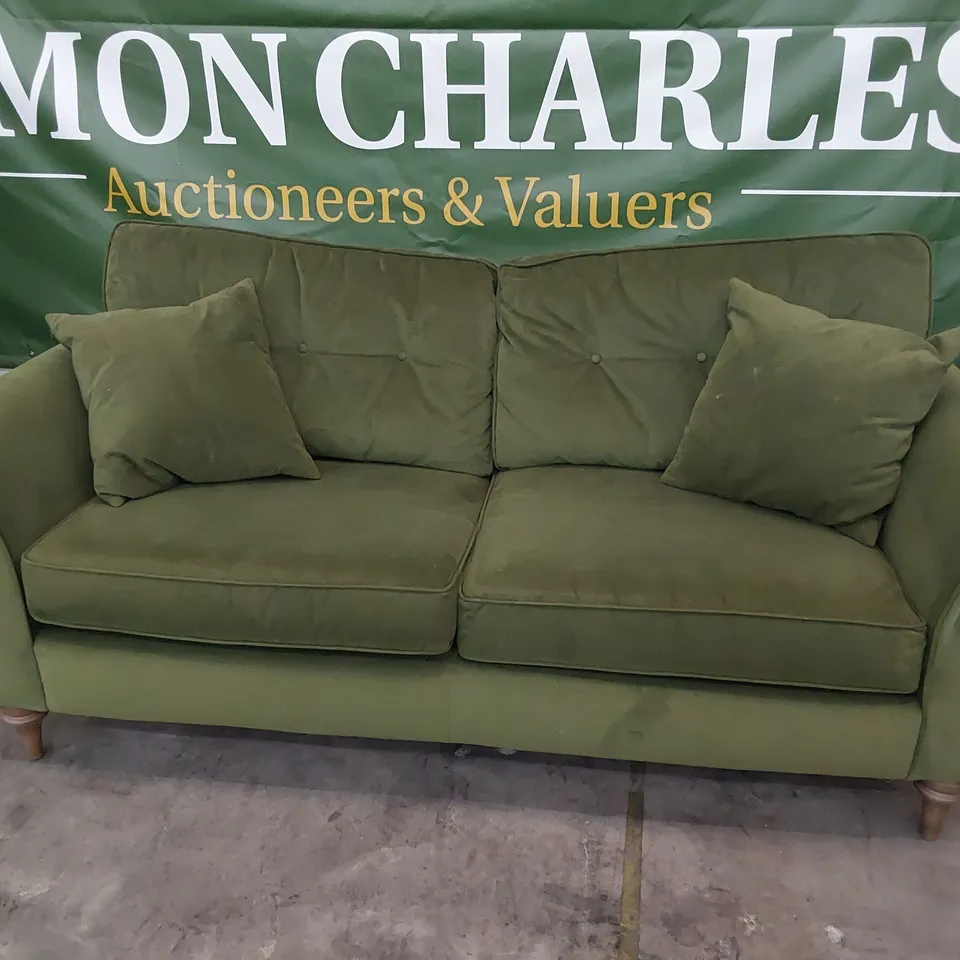 QUALITY BRITISH DESIGNER LOUNGE Co. THREE SEATER SOFA PLUSH GREEN FABRIC 