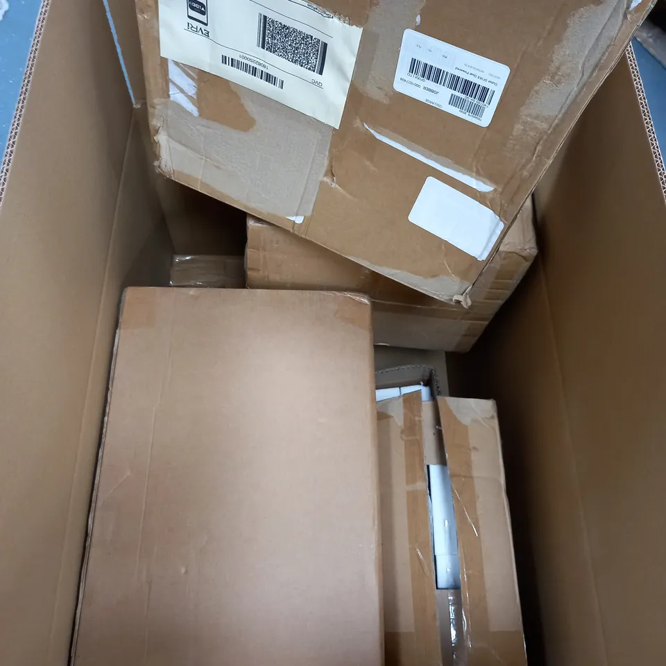 APPROXIMATELY 8 ASSORTED ITEMS TO INCLUDE SMALL LIGHT UP BELLS, EGG COOKER, SOLAR LAMP, ETC