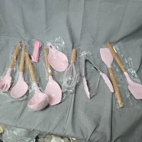 PINK SILICONE KITCHEN UTENSIL SET WITH WOODEN HANDLES 