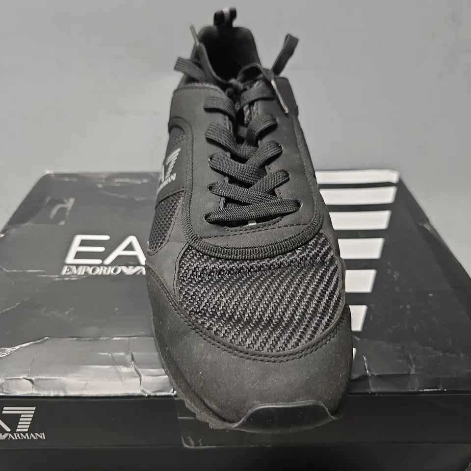 BOXED EA7 EMPORIO ARMANI SNEAKER IN BLACK - UK 8 