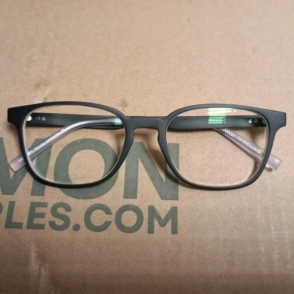 REWEAR BLACK RECTANGULAR EYEGLASSES WITH GREEN FELT CASE
