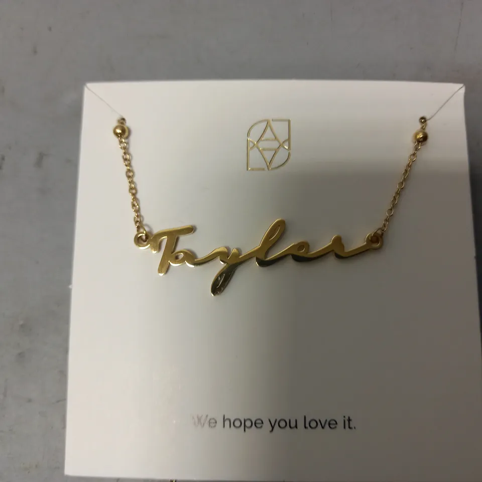 BOXED ABBOTT LYON CUSTOM NAME NECKLACE GOLD