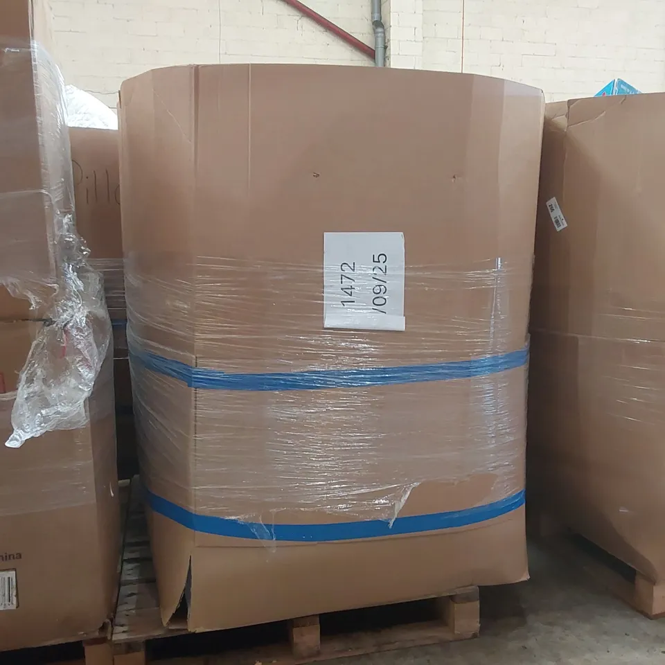 PALLET CONTAINING A VERY LARGE QUANTITY OF ASSORTED PILLOWS AND RELATED BEDDING/COMFORT PRODUCTS ECT
