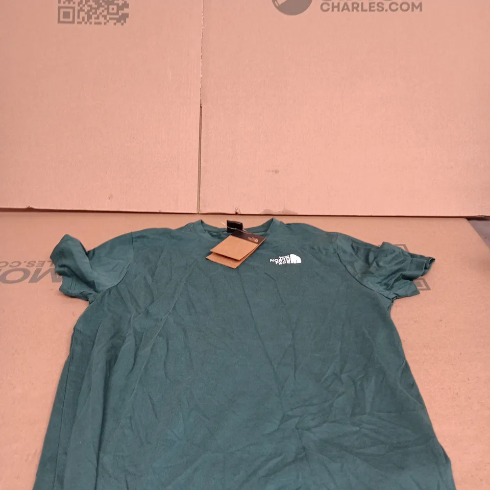 THE NORTH FACE CELEBRATION T SHIRT GREEN WITH LOGO ON REVERSE TAGGED SMALL