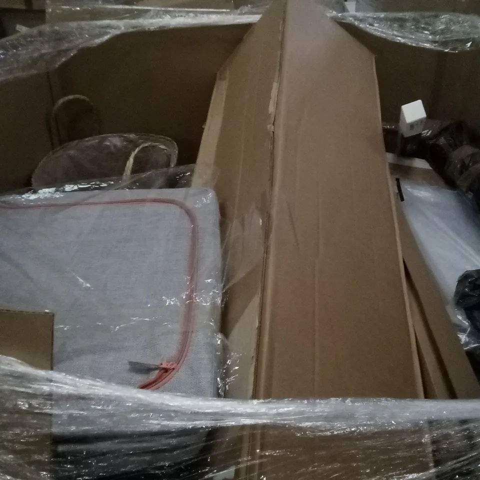PALLET OF ASSORTED ITEMS INCLUDING GARMENT RACK, GREY PICTURE FRAME, RETRACTABLE SAFETY GATE, ROUND YELLOW LAMPSHADE 
