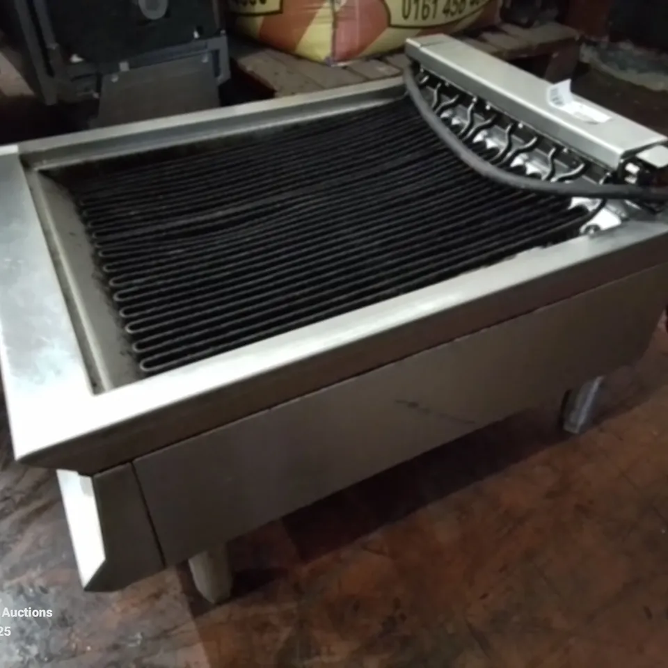 STAINLESS STEEL COMMERCIAL LINCAT BRAND KITCHEN ELECTRIC GRILL