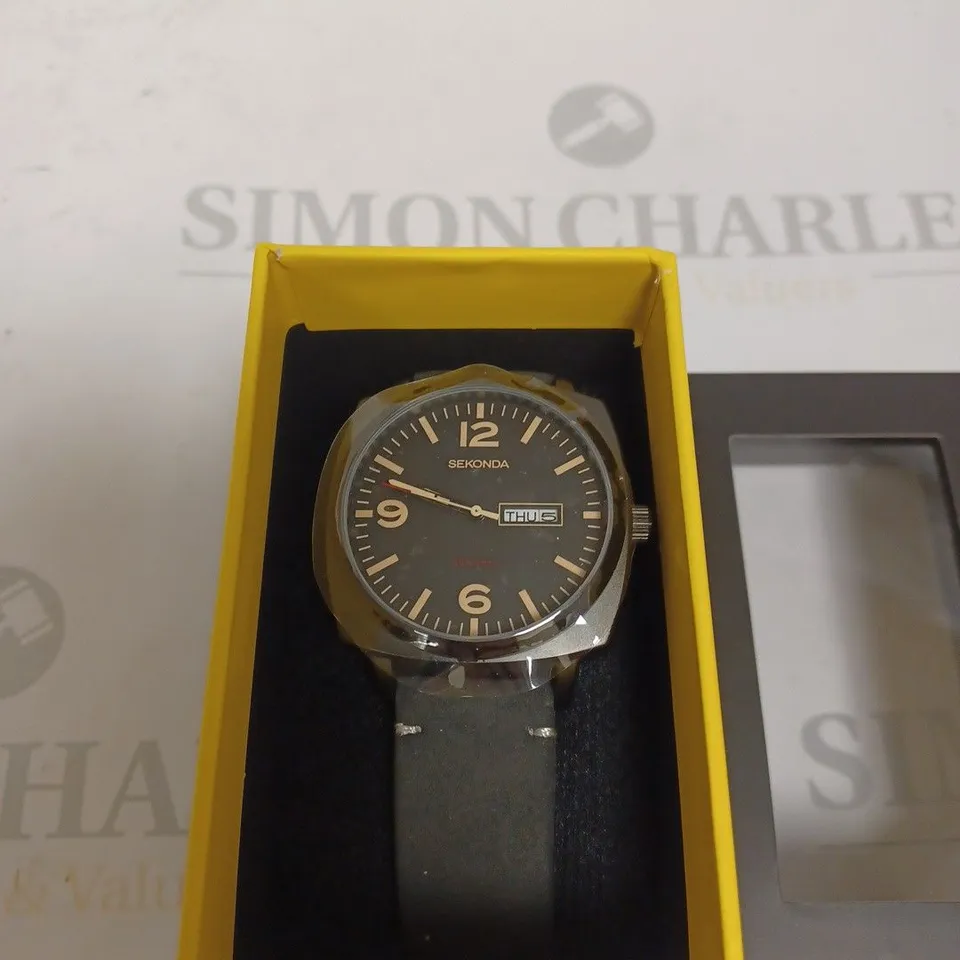BOXED SEKONDA BLACK SUEDE GENUINE LEATHER STRAP WATCH 