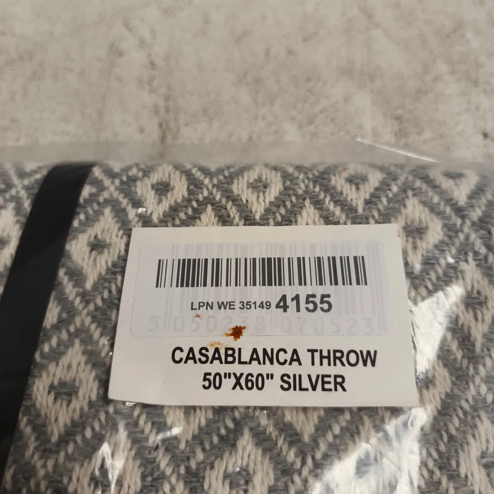 CASABLANCA THROW 50"X60" – SILVER (LIFESTYLE COLLECTION)