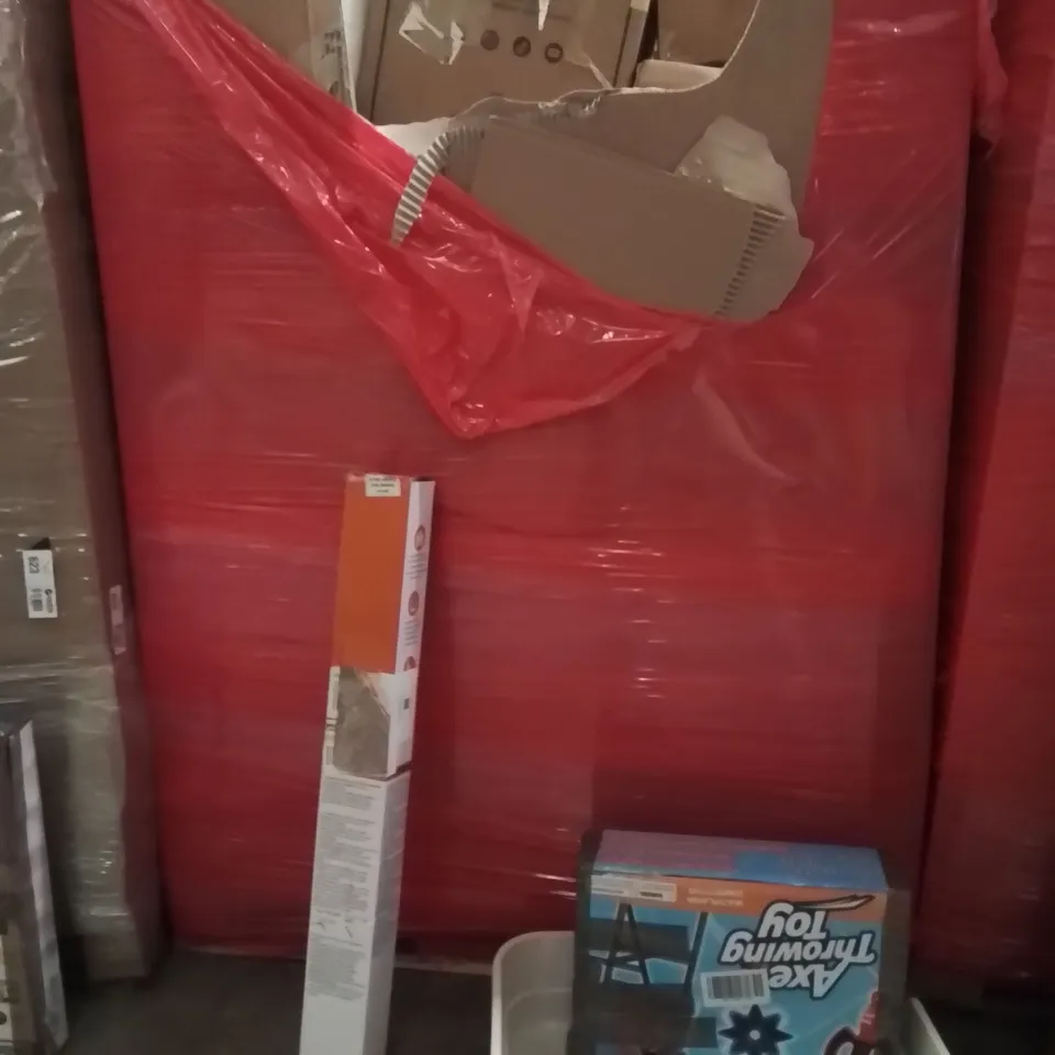PALLET OF ASSORTED HOUSEHOLD GOODS AND PRODUCTS TO INCLUDE;RETRACTABLE SAFETY GATE,CAT LITTER TRAY,AXE THROWING TOY
