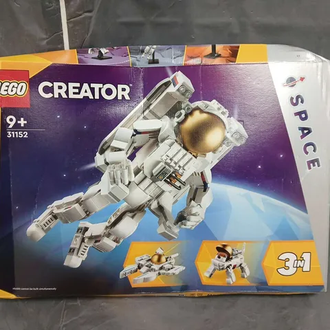 LEGO CREATOR SPACE ASTRONAUT 3IN1 TOY SET 31152