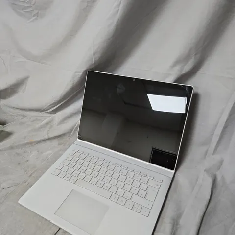 MICROSOFT SURFACE BOOK 2 13.5-INCH β I5-8350U, 8GB RAM, 256GB SSD, SILVER