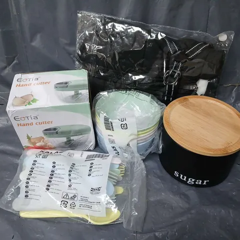 APPROXIMATELY 20 ASSORTED HOUSEHOLD ITEMS TO INCLUDE IKEA KALAS CUTLERY, HAND CUTTER, SUGAR TIN, ETC