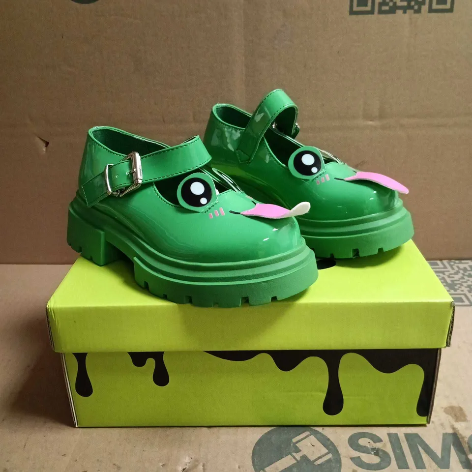 LOI KIDZ LIL TIRA CHEEKY FROG MARY JANE SHOES GREEN SIZE 11