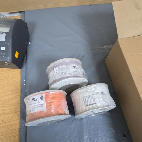 ASSORTED INSULATED ELECTRICAL WIRE SPOOLS – 9 COLOURS IN BOX TRI RATED ELECTRICAL CABLE FULL BOX 