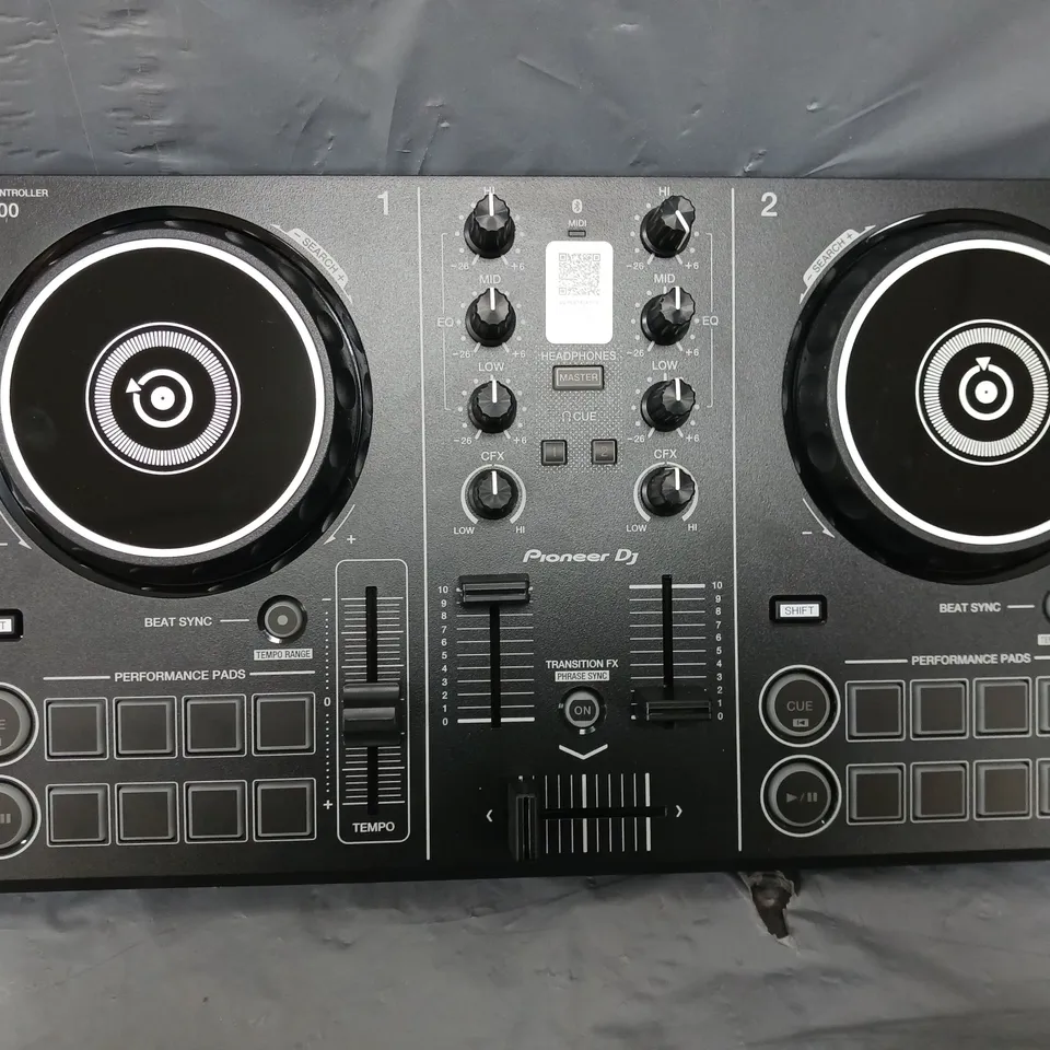 BOXED PIONEER DJ DDJ-200 2 CHANNEL DJ REKORDBOX CONTROLLER RRP £139