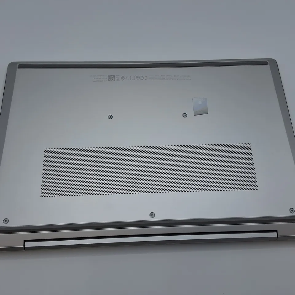 UNBOXED HP ELITEBOOK 640 G10 INTEL I5 LAPTOP IN SILVER