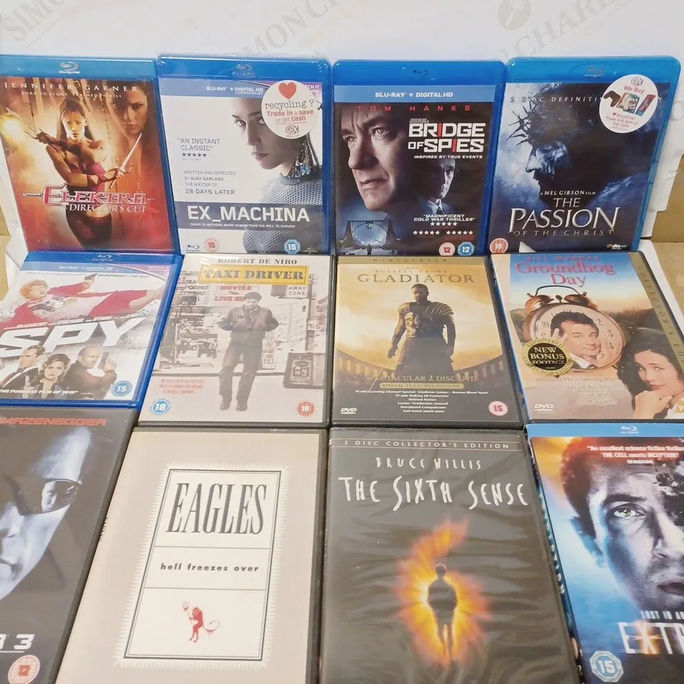 LOT OF APPROX 12 ASSORTED DVD/BLU-RAY DISCS TO INCLUDE THE APSSION OF CHRIST, EX MACHINA, SPY, ETC